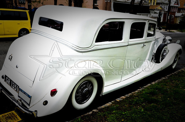 Perfect Wedding Phantom Convertible Limo NY