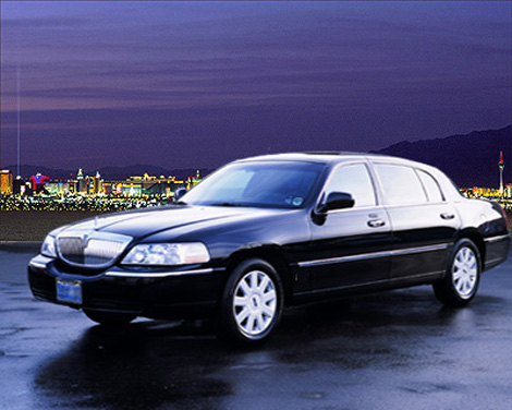 Lincoln Towncar Luxury Sedan Limo