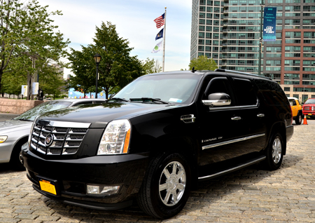 Escalade ESV Limousine