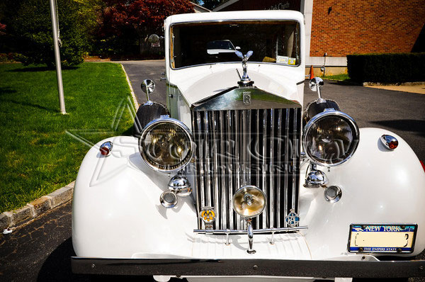 NYC Rolls Royce Limousine for Wedding