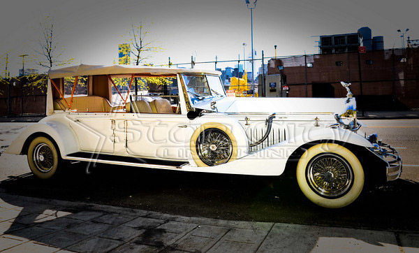 NYC Rolls Royce Convertible Limousine Interior